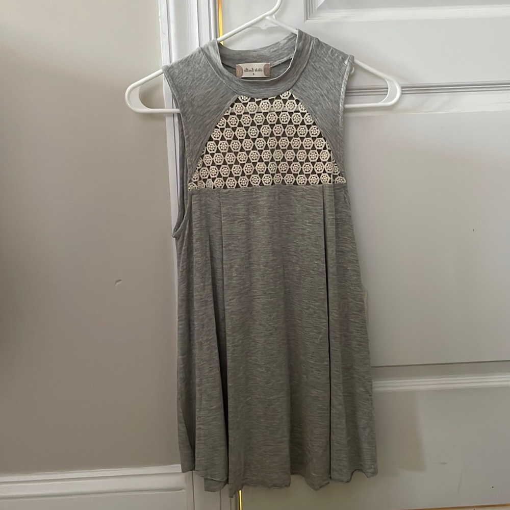 NWT Altar’d State gray tank with flower front